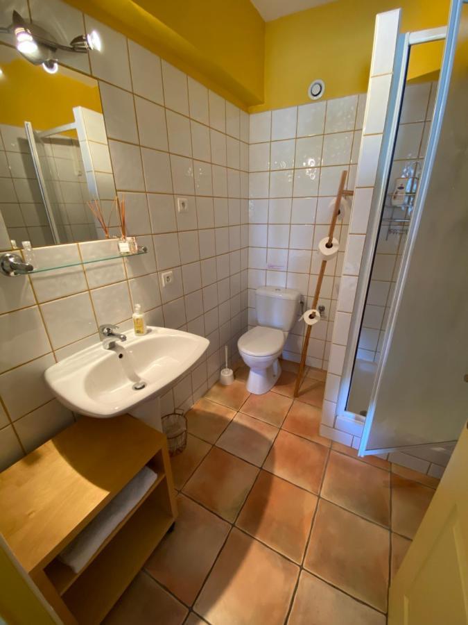 Les Arcades Apartment Файенс Екстериор снимка